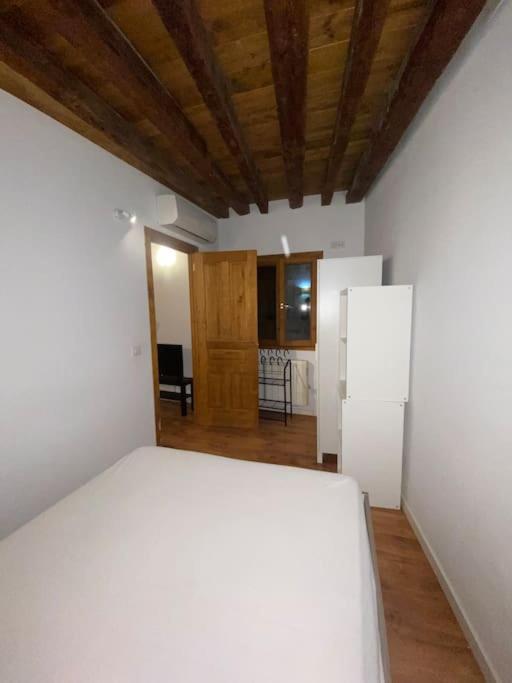 Gigantones Apartment