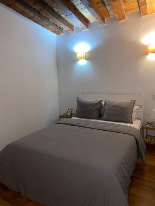 Gigantones Apartment Toledo